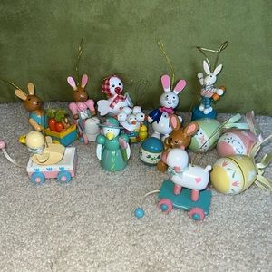 Vintage Wooden Easter Ornaments- Used- VGC - SFH